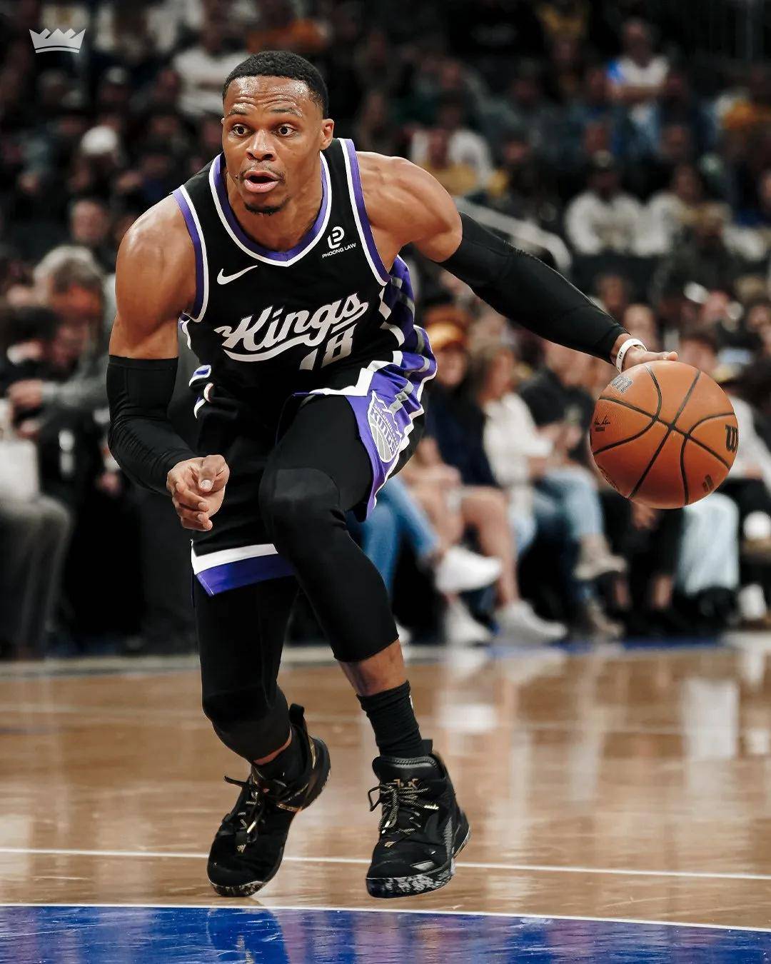 湖人罚球23-36落后马刺，赛季首次少于对手达10次（湖人罚球23比36不及马刺，本季首次比对手少10次）