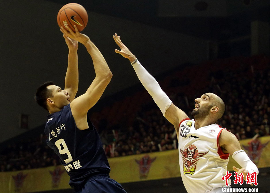 连续5个英超客场送助攻，B费成历史第五人（B费英超客场连续五战送助攻，成史上第五人）