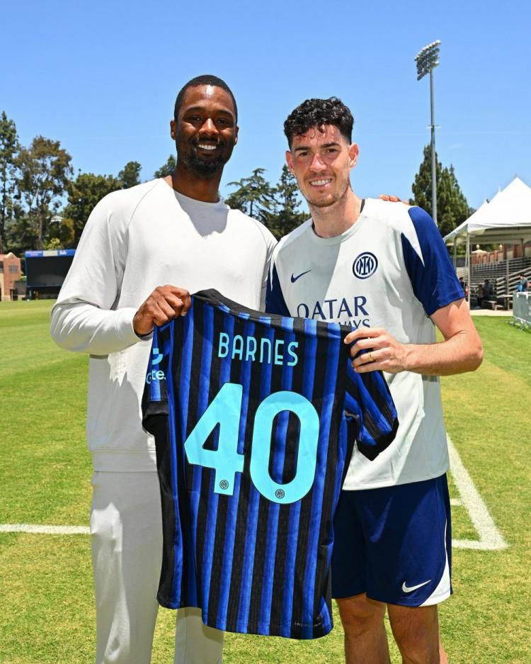 平均年龄仅24.28岁，对阿拉维斯巴萨排出联赛历史第三年轻首发（巴萨战阿拉维斯排出联赛史第三年轻首发，平均年龄仅24.28岁）